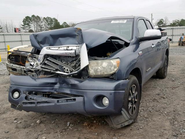 5TBRV58158S477110 - 2008 TOYOTA TUNDRA DOU BLUE photo 2