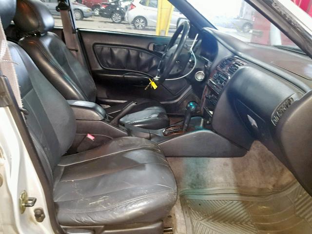 4S3BD4353W7200107 - 1998 SUBARU LEGACY L SILVER photo 5