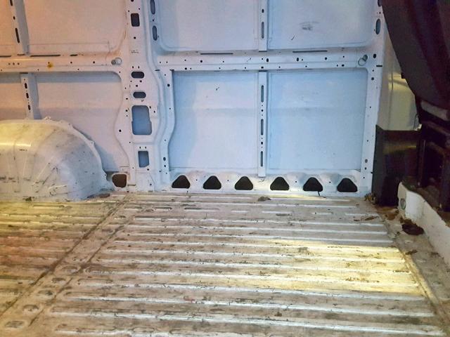 3C6TRVAG1JE103925 - 2018 RAM PROMASTER 白色 照片 6