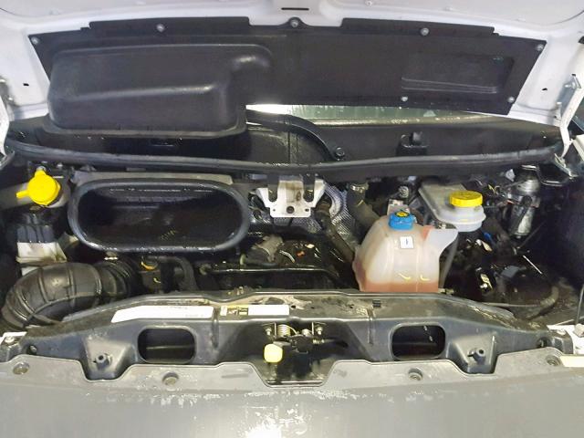 3C6TRVAG6JE103919 - 2018 RAM PROMASTER 白色 照片 7