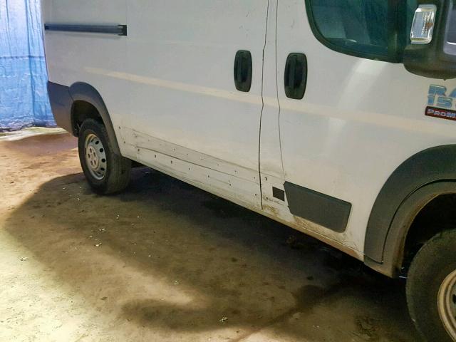 3C6TRVAG6JE103919 - 2018 RAM PROMASTER 白色 照片 9