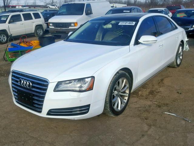 WAURVAFD3BN005947 - 2011 AUDI A8 L QUATT WHITE photo 2