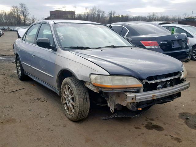 1HGCF86611A096353 - 2001 HONDA ACCORD VAL SILVER photo 2