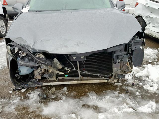 2G2WP522751195015 - 2005 PONTIAC GRAND PRIX GRAY photo 9