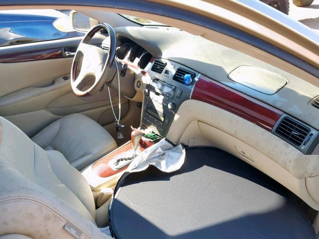 JTHBA30G045046634 - 2004 LEXUS ES 330 TAN photo 5