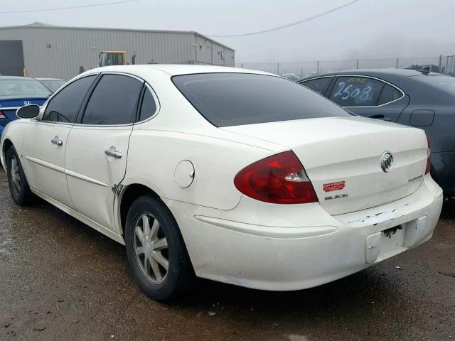 2G4WD582361271077 - 2006 BUICK LACROSSE C WHITE photo 3