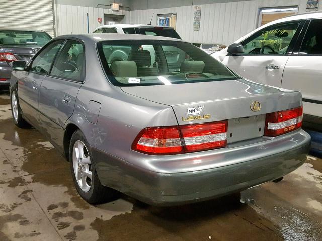 JT8BF28G9Y5082909 - 2000 LEXUS ES 300 GRAY photo 3