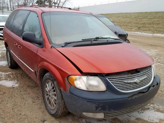 2C8GP64LX2R592189 - 2002 CHRYSLER TOWN & COU RED photo 1