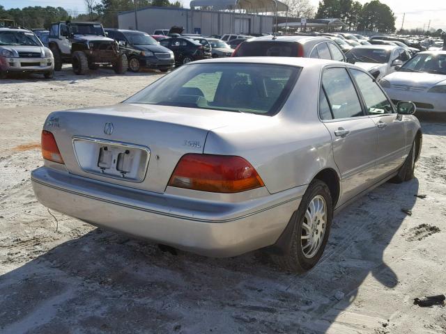 JH4KA965XWC007282 - 1998 ACURA 3.5RL SILVER photo 4