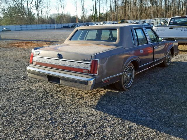 1LNBM81F3KY769977 - 1989 LINCOLN TOWN CAR SILVER photo 4