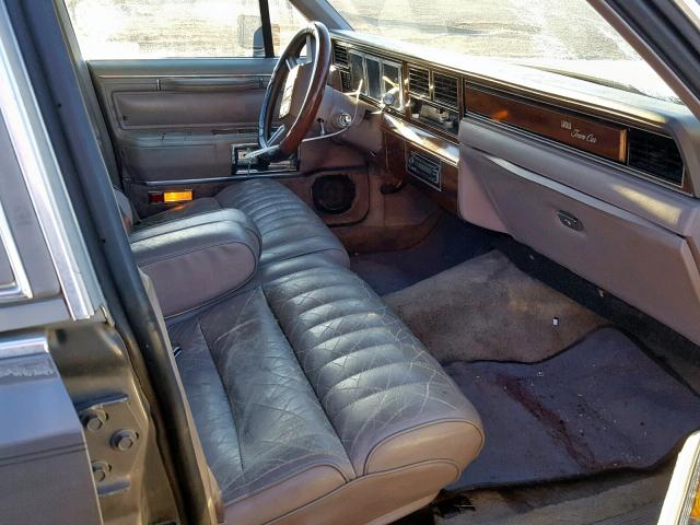 1LNBM81F3KY769977 - 1989 LINCOLN TOWN CAR SILVER photo 5