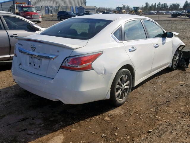 1N4AL3AP3FC251715 - 2015 NISSAN ALTIMA 2.5 WHITE photo 4