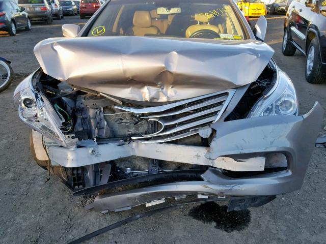 KMHFH4JG8DA228118 - 2013 HYUNDAI AZERA GLS SILVER photo 7