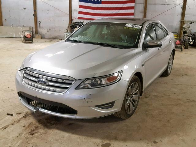 1FAHP2FW6AG111687 - 2010 FORD TAURUS LIM SILVER photo 2