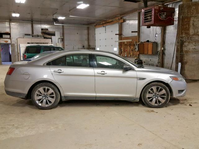 1FAHP2FW6AG111687 - 2010 FORD TAURUS LIM SILVER photo 9