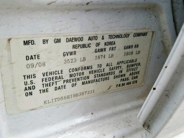 KL1TD56E19B387331 - 2009 CHEVROLET AVEO LS WHITE photo 10