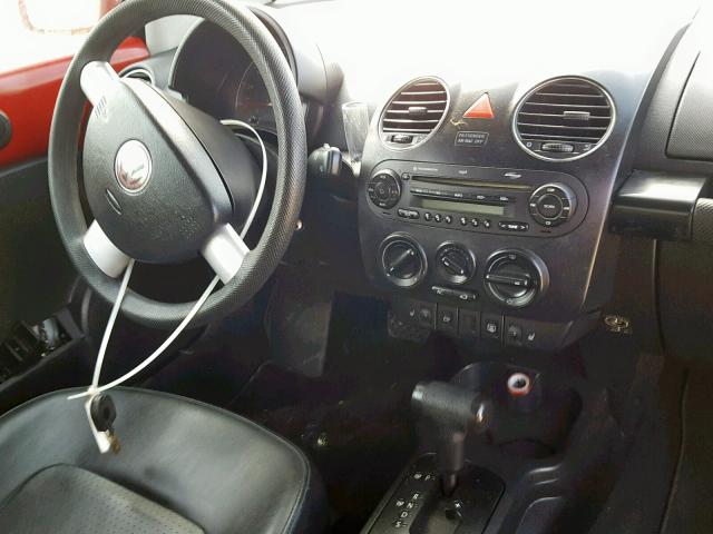 3VWRF31Y96M311683 - 2006 VOLKSWAGEN NEW BEETLE 红色 照片 9