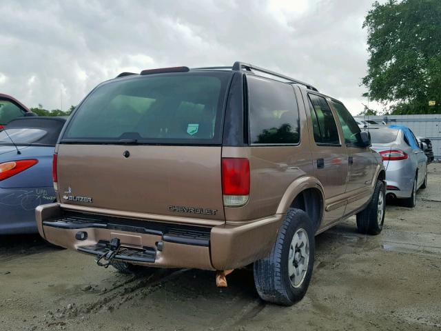 1GNDT13XX3K116572 - 2003 CHEVROLET BLAZER TAN photo 4