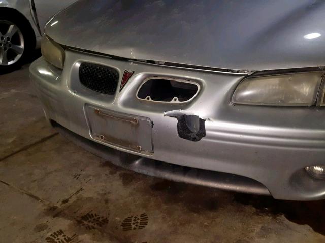 1G2WP12K62F250812 - 2002 PONTIAC GRAND PRIX SILVER photo 9