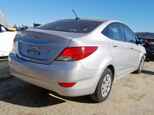 KMHCT4AE5GU018594 - 2016 HYUNDAI ACCENT SE SILVER photo 4