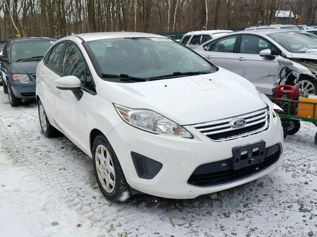 3FADP4BJ1BM200126 - 2011 FORD FIESTA SE WHITE photo 1