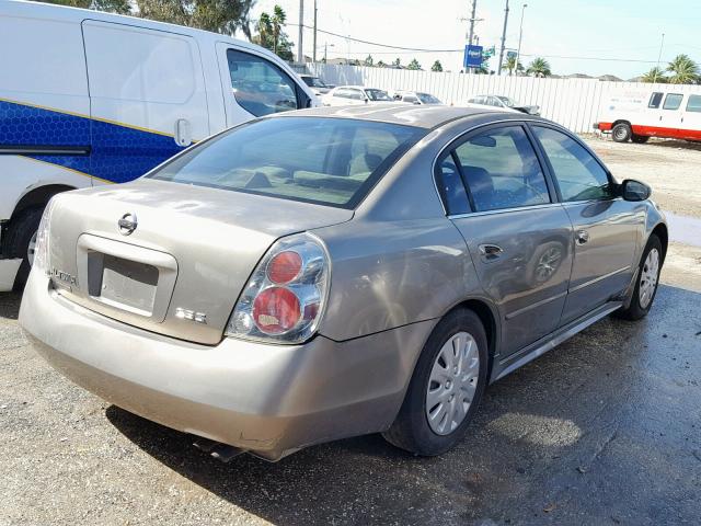 1N4AL11D35C154264 - 2005 NISSAN ALTIMA S GRAY photo 4