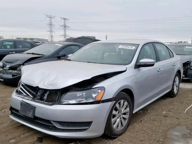 1VWAP7A38DC132569 - 2013 VOLKSWAGEN PASSAT S SILVER photo 2