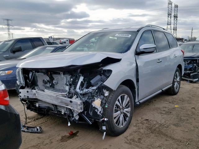 5N1DR2MMXJC669954 - 2018 NISSAN PATHFINDER SILVER photo 2