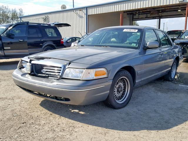 2FAFP74W1XX159043 - 1999 FORD CROWN VICT GRAY photo 2