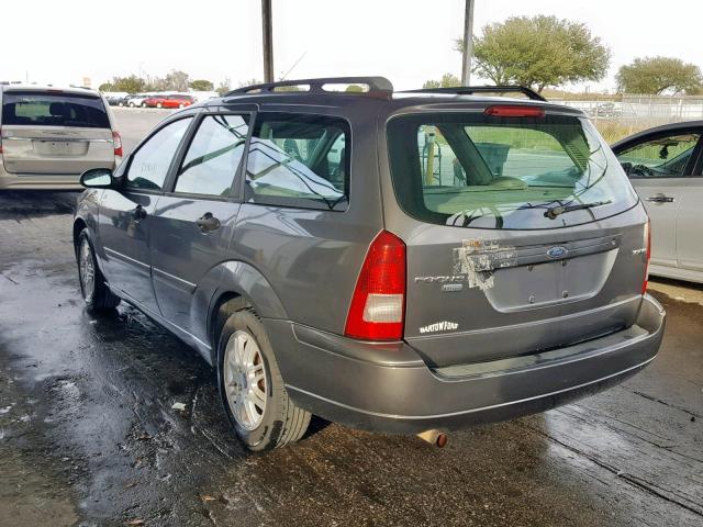 1FAHP36N65W218473 - 2005 FORD FOCUS ZXW GRAY photo 3