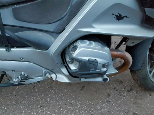 WB1044009AZW18293 - 2010 BMW R1200 RT SILVER photo 7