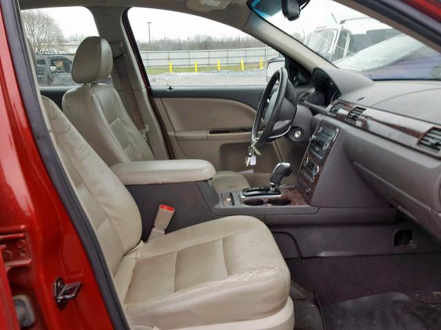 1FAHP24W09G125373 - 2009 FORD TAURUS SEL RED photo 5