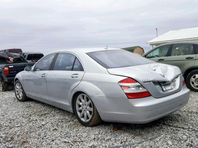 WDDNG71X77A037465 - 2007 MERCEDES-BENZ S 550 SILVER photo 3