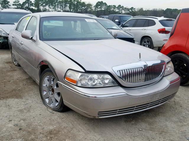 1LNHM81W03Y602066 - 2003 LINCOLN TOWN CAR E SILVER photo 1