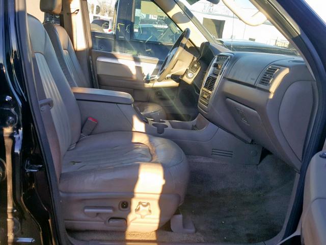 4M2DU86W04ZJ28475 - 2004 MERCURY MOUNTAINEE 黑色 照片 5