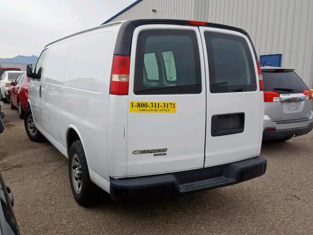 1GCSGAFXXE1194780 - 2014 CHEVROLET EXPRESS G1 WHITE photo 3