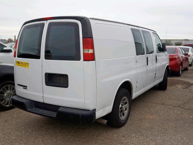 1GCSGAFXXE1194780 - 2014 CHEVROLET EXPRESS G1 WHITE photo 4