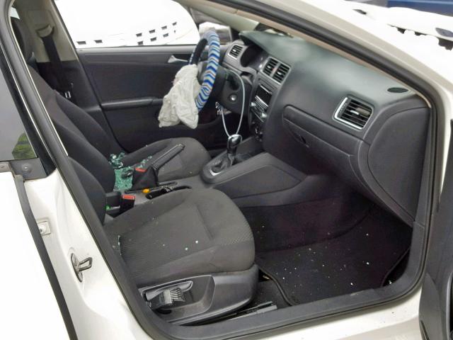 3VW2K7AJ8DM373113 - 2013 VOLKSWAGEN JETTA BASE 白色 照片 5