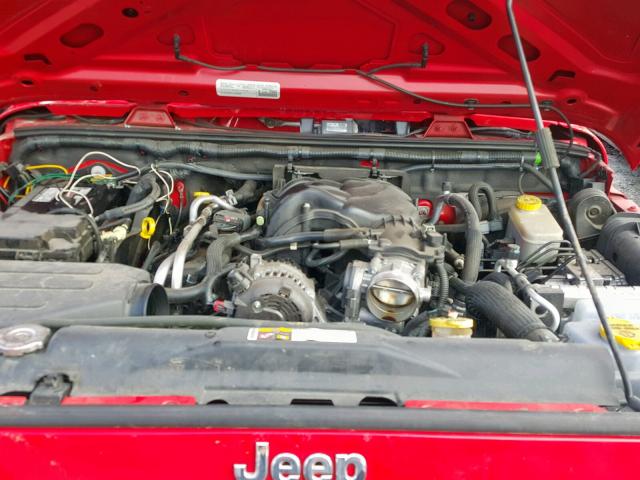 1C4AJWAG6FL569877 - 2015 JEEP WRANGLER S 红色 照片 7