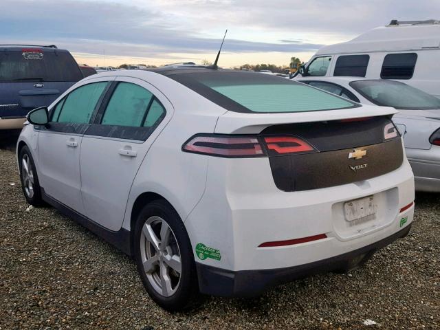 1G1RE6E42CU120511 - 2012 CHEVROLET VOLT WHITE photo 3