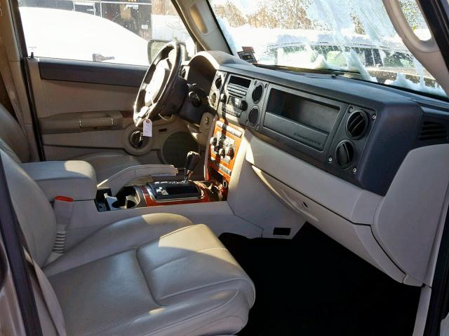 1J8HG58N66C141375 - 2006 JEEP COMMANDER BEIGE photo 5