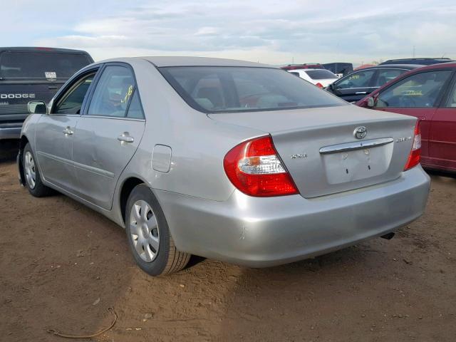 4T1BE32KX3U717833 - 2003 TOYOTA CAMRY LE SILVER photo 3