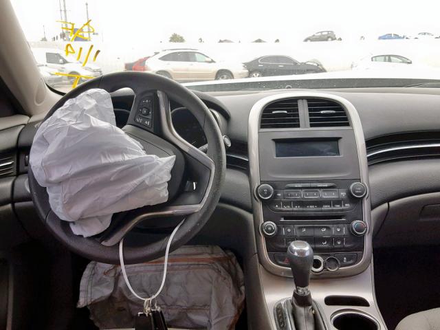 1G11B5SL1FF159708 - 2015 CHEVROLET MALIBU LS GOLD photo 9