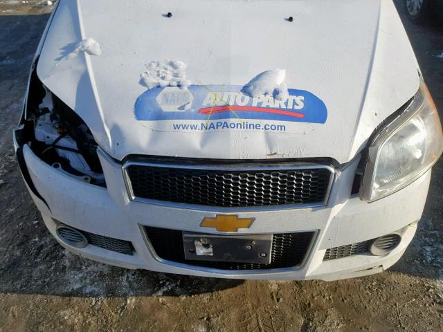 KL1TD6DE8BB184970 - 2011 CHEVROLET AVEO LS WHITE photo 7
