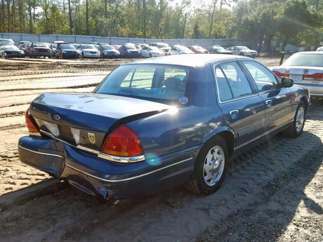 2FAFP73W1WX139410 - 1998 FORD CROWN VICT BLUE photo 4