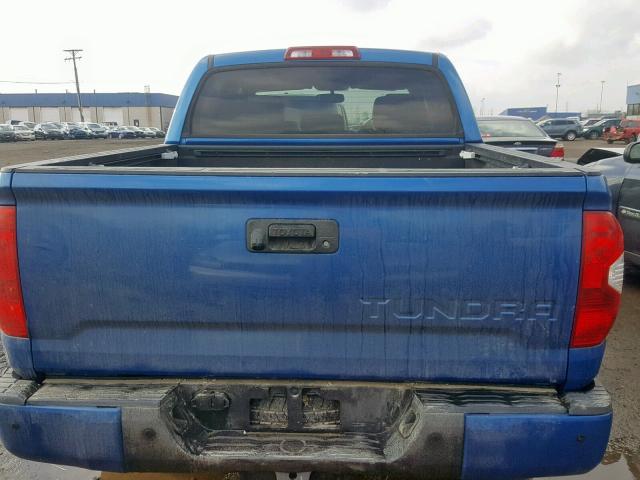 5TFAW5F18GX499132 - 2016 TOYOTA TUNDRA CRE 蓝色 照片 6