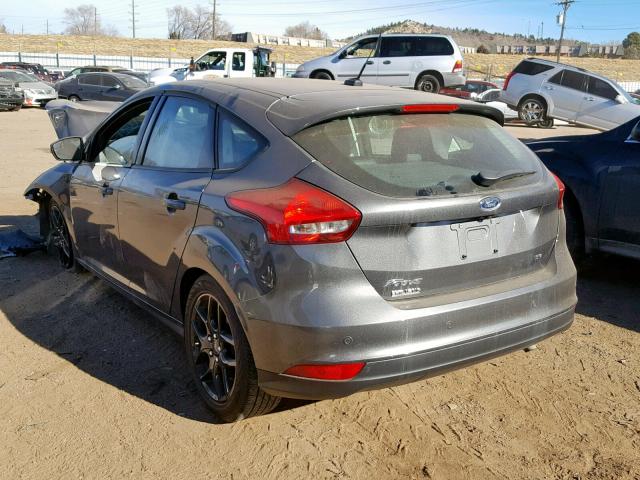 1FADP3K29GL226369 - 2016 FORD FOCUS SE Темно-сірий фото 3