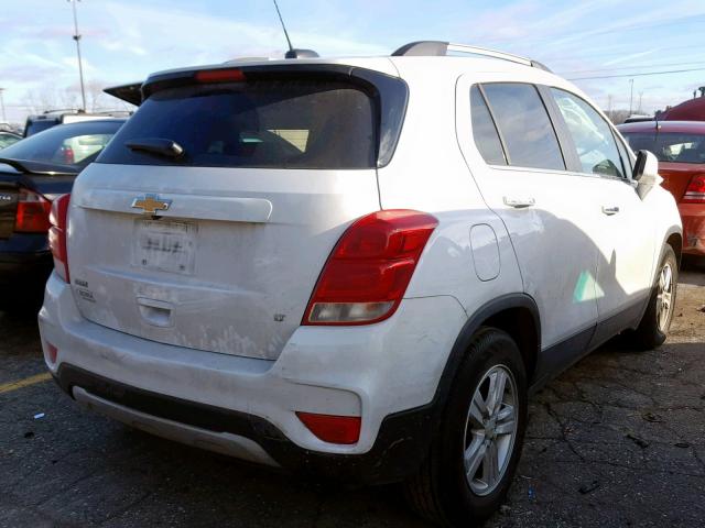 KL7CJLSB0HB075143 - 2017 CHEVROLET TRAX 1LT WHITE photo 4