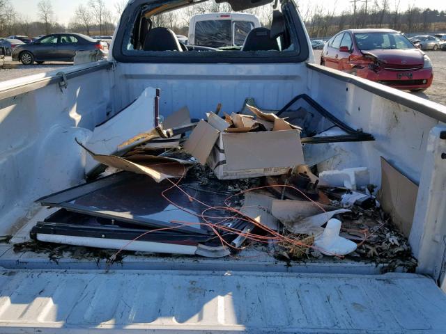 1FTRF17223NA16985 - 2003 FORD F150 WHITE photo 6