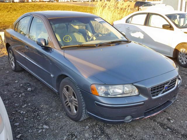 YV1RH592152441451 - 2005 VOLVO S60 2.5T GRAY photo 1